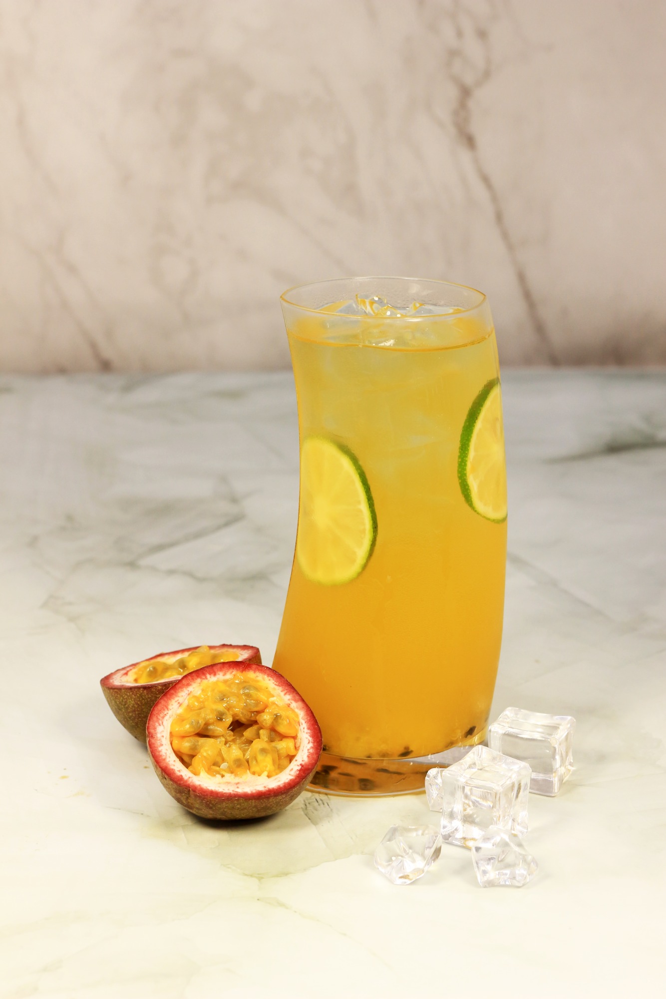 西番蓮鳳梨冰茶